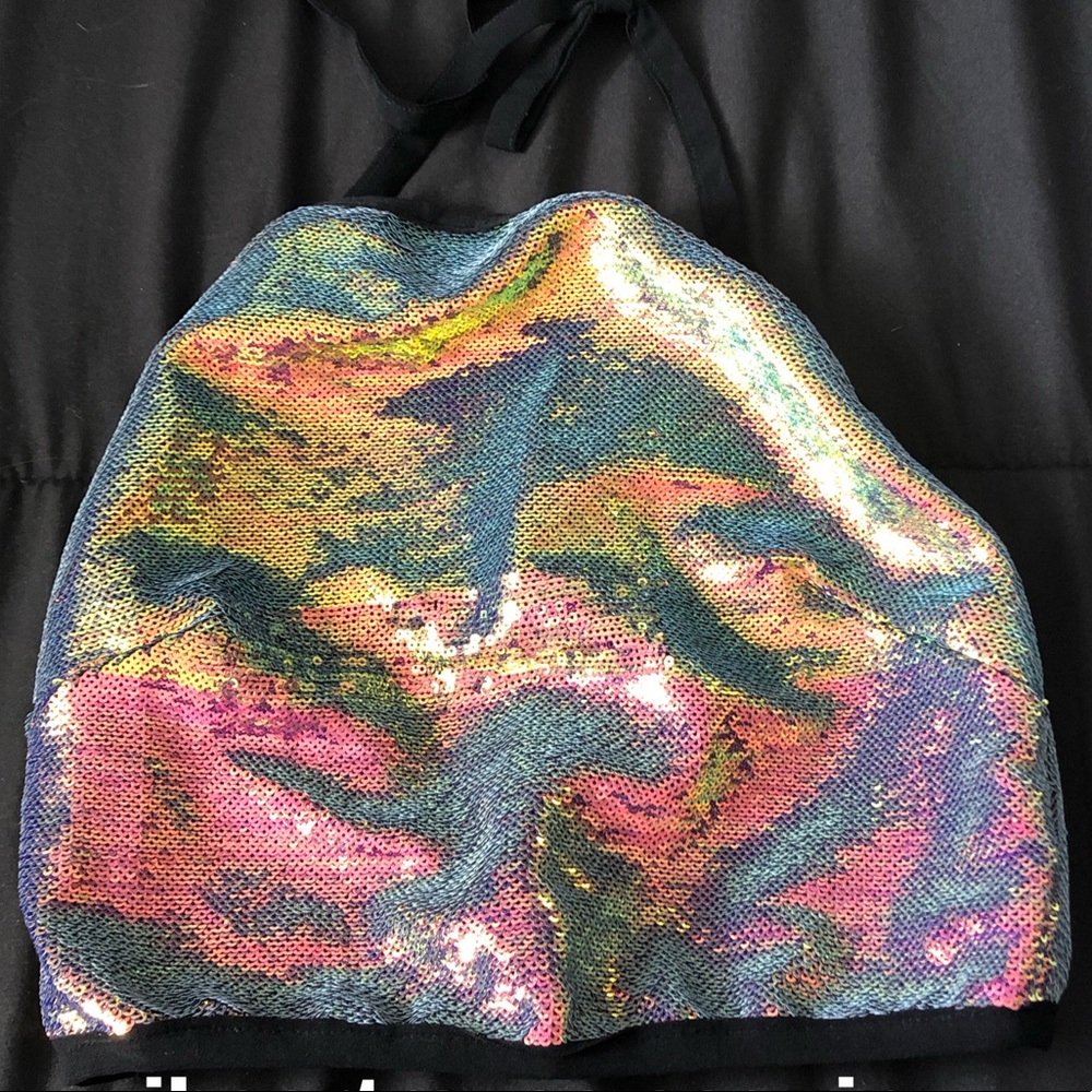 Iheartraves iridescent sequin halter top ✨